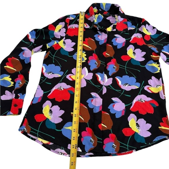 Halogen Long Sleeve Collared Button Down Shirt Size Small - Picture 4 of 17